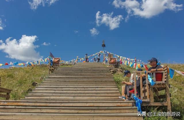 自驾游内蒙古，沿途的风景有多美？这片草原就让我觉得无比震撼