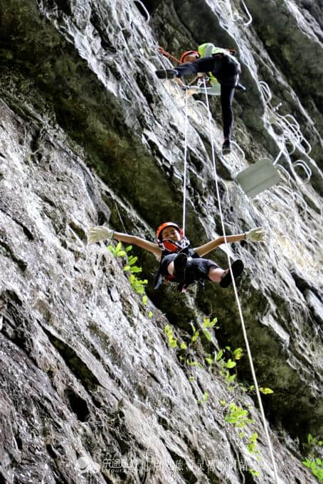 宜昌秭归三峡竹海，是男人就跟我去悬崖上飞