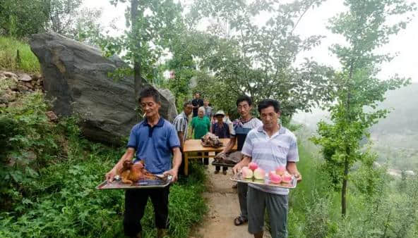 伏羊节大块吃羊肉，大口喝羊汤，就去沂源洋三峪