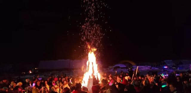 喜迎2019，禾木跨年迎新篝火晚会打造冬季冰雪旅游新热点