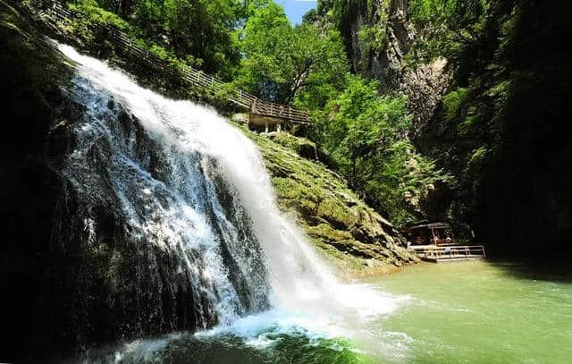 初遇金丝峡，迷失在亿年前的嶂谷地貌中