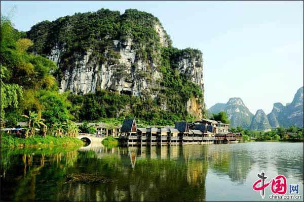 旅游达人向外国游人推荐的中国十大必去旅游胜地