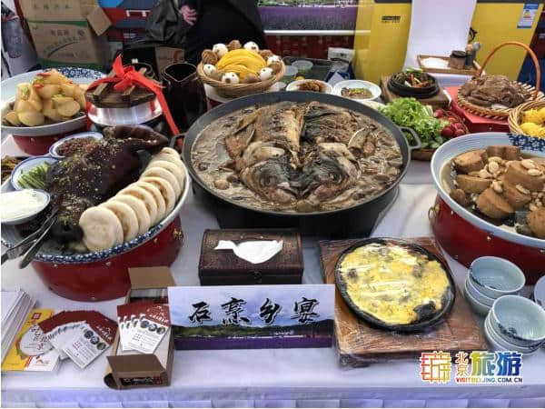 2017“吃在北京”旅游美食地图发布，到京城旅游吃啥？去京郊游玩吃啥？一文全知！