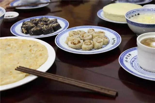 “撞大钟品美食，赏美景话济公”看金牌主持范大姐如何玩转天台