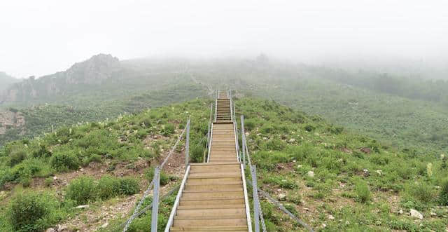 京西灵山自然风景区，挑战京城第一高