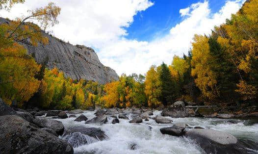 细数很多人还没去过的新疆美景，附旅游线路攻略