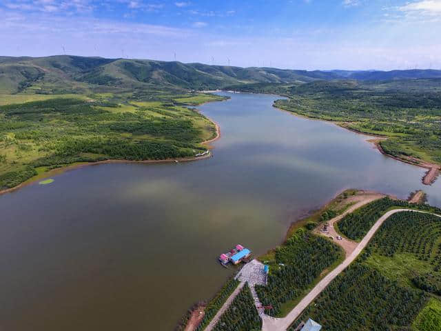 山西境内一处避暑胜地——宁武暖泉沟生态旅游景区