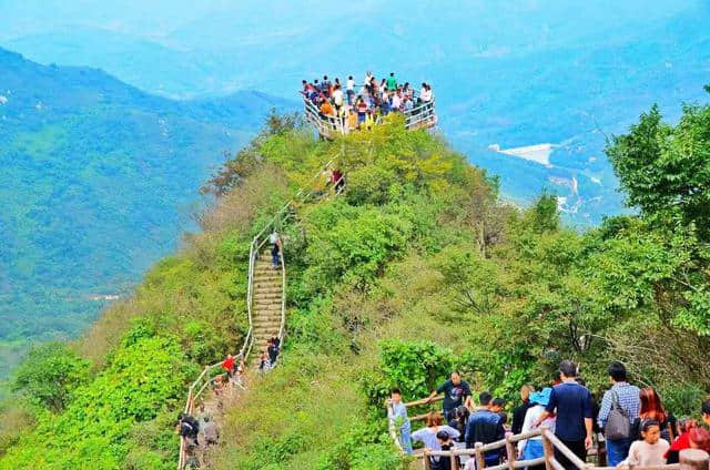 南阳最有文化的山水景点，景色美如江南！美中不足的是，人太多