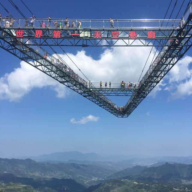 到重庆旅游，有哪些值得一去的景点？一一列举