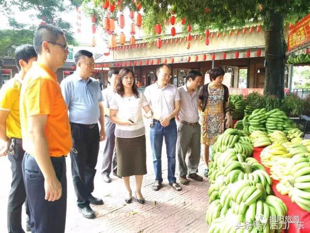 大家好，给大家介绍一下，这是2017年国庆中秋假日揭阳旅游情况