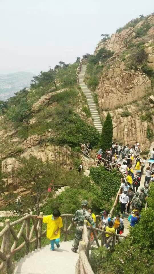 首届天马岛登山节盛大开幕，1000余人参加