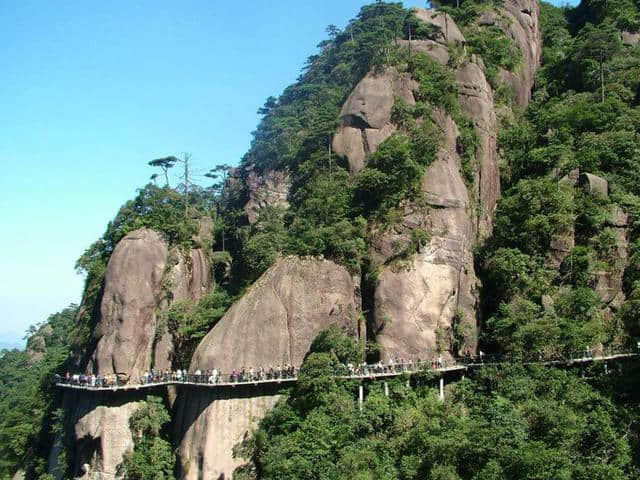 江西三清山，非常适合徒步的道教名山，山上景点多且美