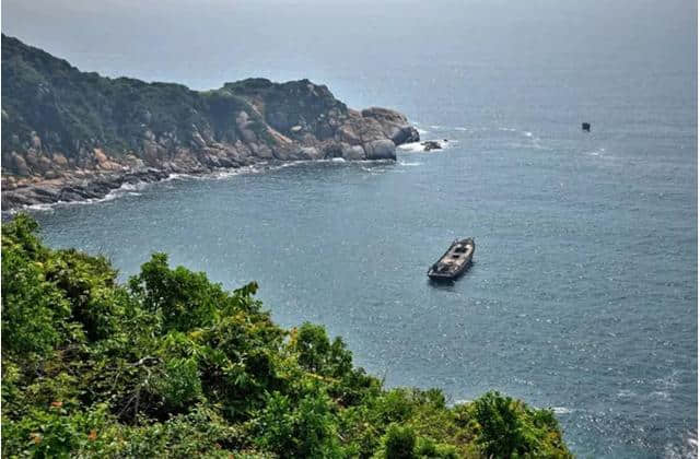 夏日旅行之地：海陵岛，茂名放鸡岛，海南三亚西岛，海水浴场