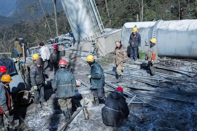 昨天！历时4月“停运检修”的金佛山西坡索道向游客开放