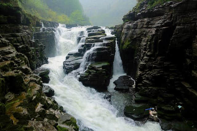 湖北恩施，一个美若天堂的旅游胜地，看图片就想立刻飞过去了！