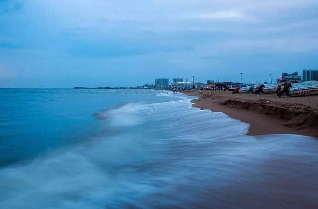 火遍抖音的一条跨海索道，使南戴河在今夏旅游圈一举成名