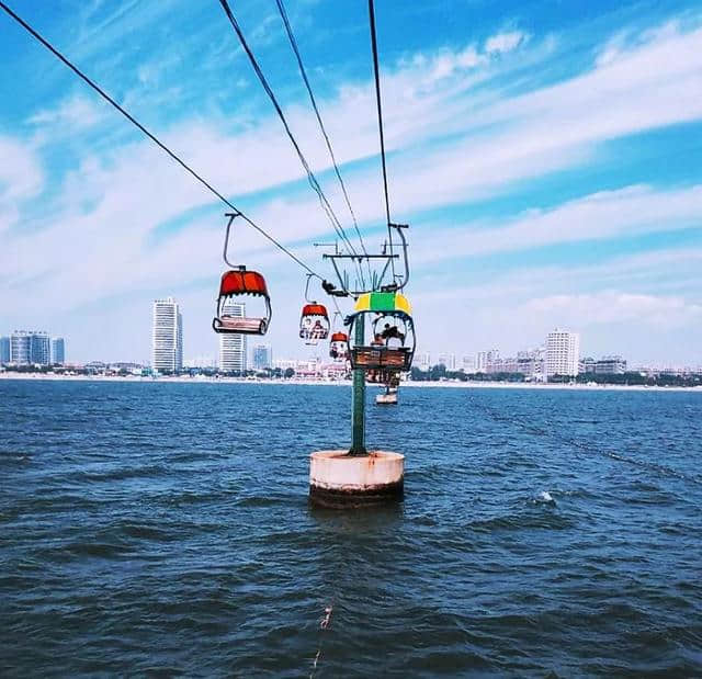 火遍抖音的一条跨海索道，使南戴河在今夏旅游圈一举成名