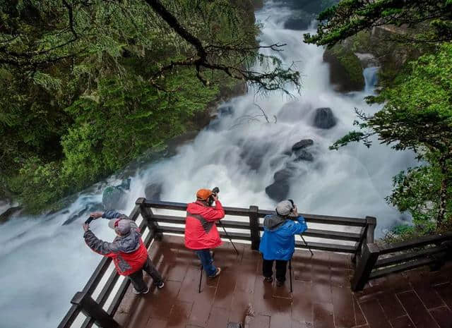 唱响情歌天籁，来木格措赴一场21℃的夏日狂欢