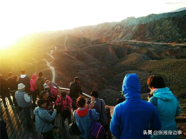 张掖丹霞大景区 “五一”小长假旅游市场火爆旅游人次再创新高