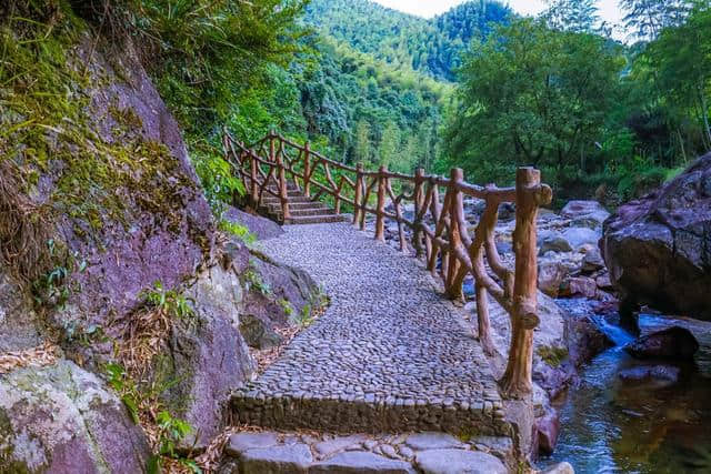 余姚芝林村旅游，芝林村“浙东小九寨”的别样风情！