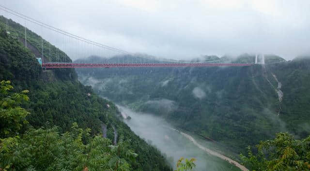 旅行攻略｜湘西，中国十佳魅力城市之一，也被一度称为最佳旅行目的地