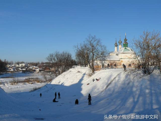 去俄罗斯旅游，谁还老土到只去莫斯科？该去这里看看了