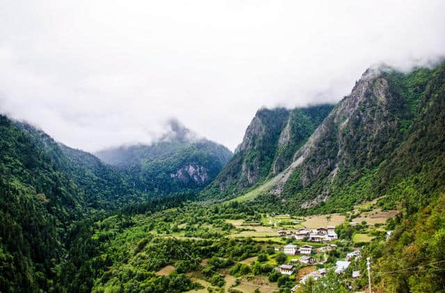 「旅行攻略」你的心情，决定了你的旅行目的地，看看你适合去哪？