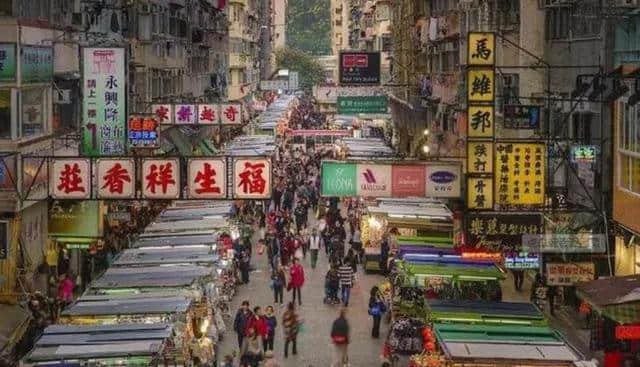 为何大陆人到香港，本地人一眼就能看出自己不是香港人！