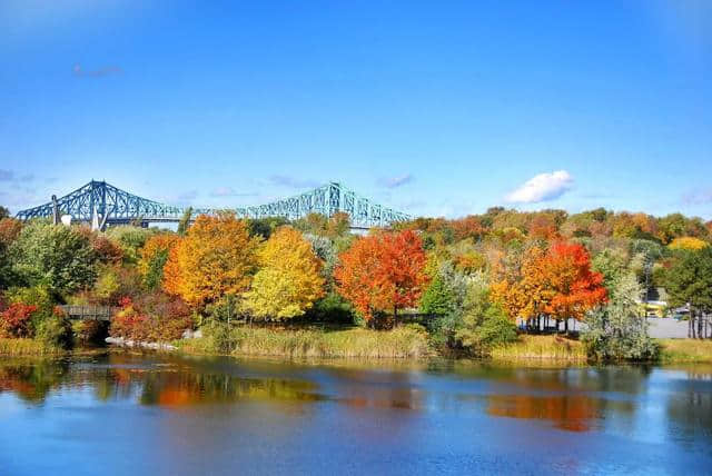 魁北克和蒙特利尔这对CP，美了加拿大的秋天！