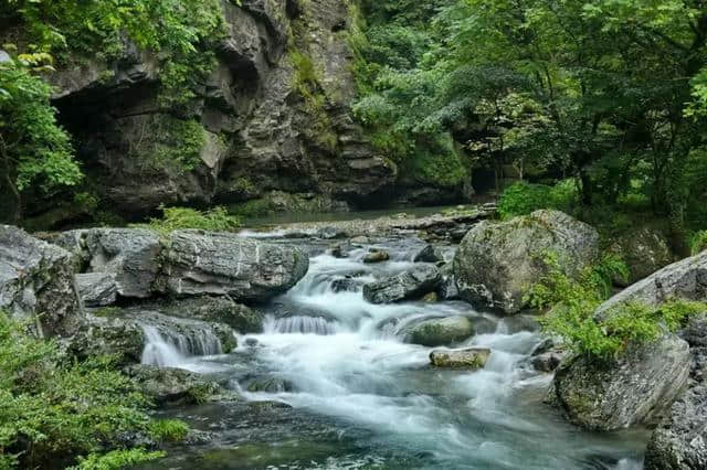 最新黄山自驾游路线攻略，网红都在推荐，你还不去打卡？