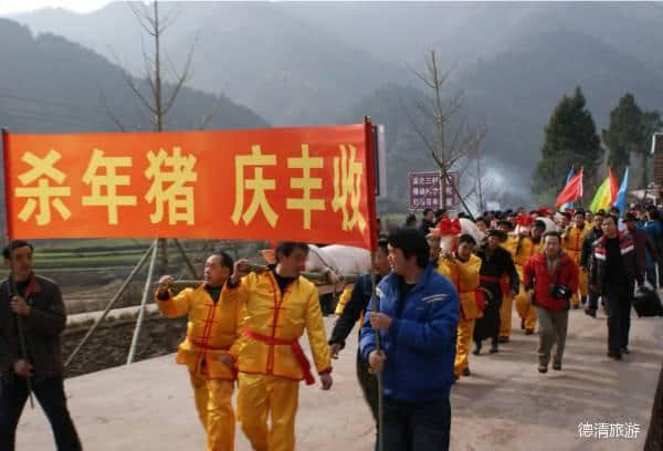 你 梅皋坞山居喊你吃年猪饭了 赶紧报名吧！