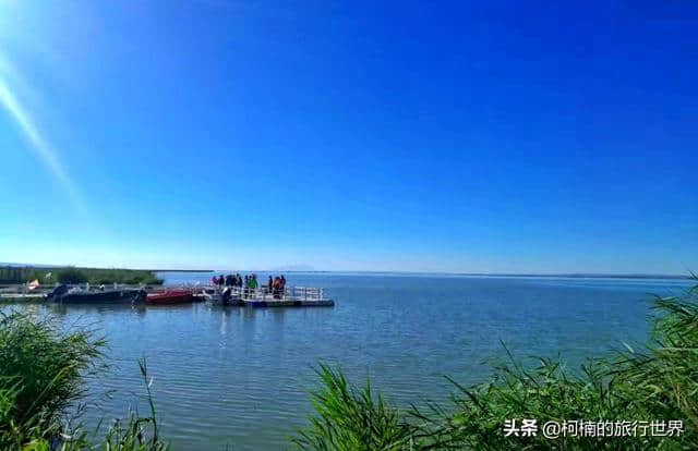 在海西德令哈有个情人湖 风景极美门票还便宜 适合自驾