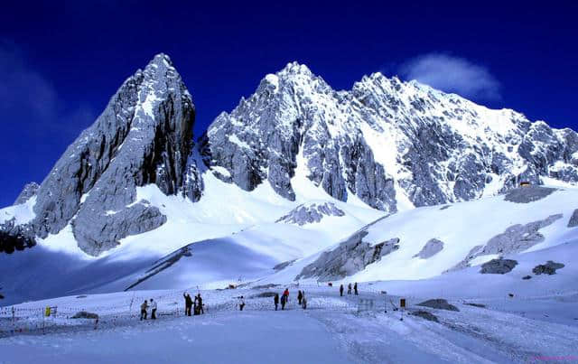 云南天气怎么样？来云南旅游穿什么可以拍出纯美风景写真大片？