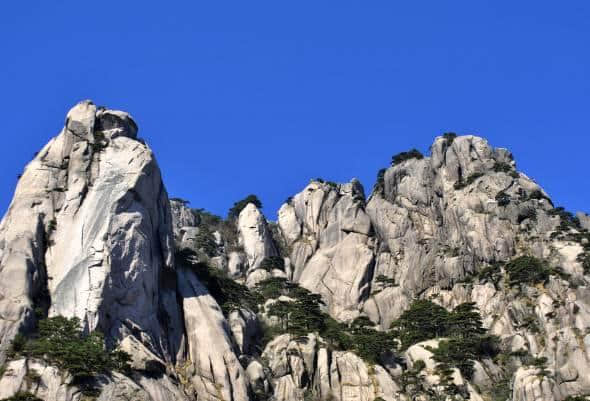 五岳归来不看山，黄山归来不看岳：黄山风景区旅游全攻略！