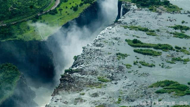 许焘博士的卡其穆之旅 赞比亚的祖母绿之光