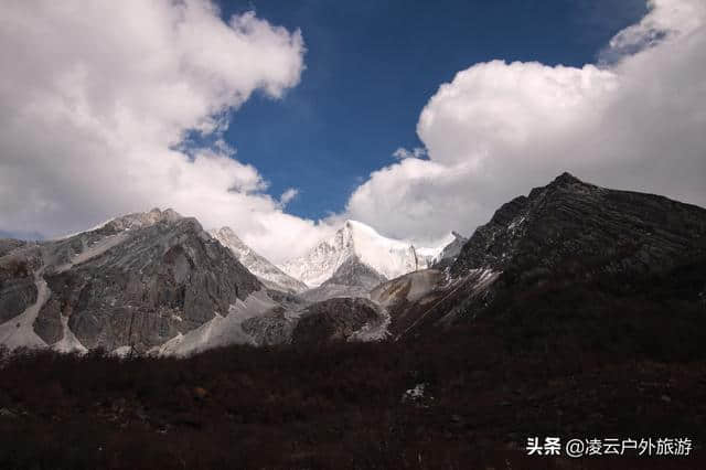 致青春 ， 川西九天一一稻城亚丁