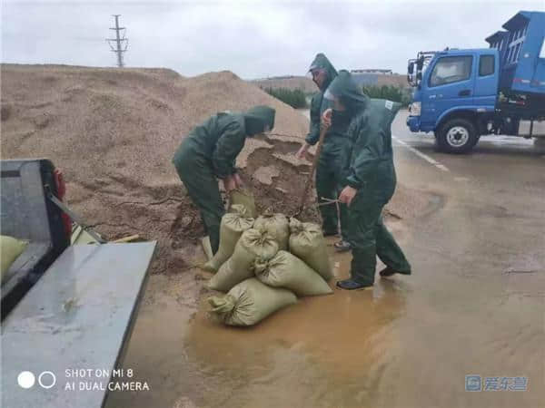 黄河口生态旅游区全体干部职工众志成城 抵御“利奇马”