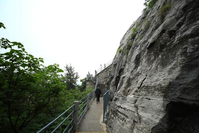 洛阳旅游攻略：洛阳市内坐公交可以随意去的景点，你去过吗？