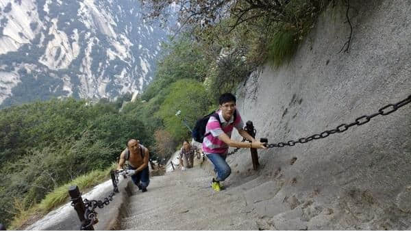 「华山旅游攻略」速来围观，原来这就是自古华山一条路！