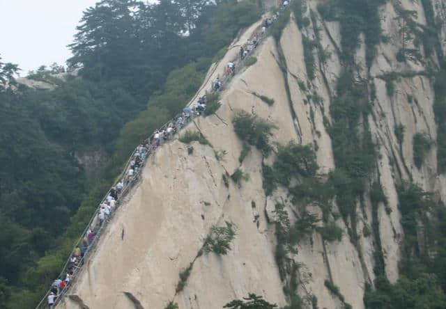 华山，天下第一奇险名山