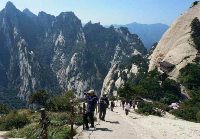 华山，天下第一奇险名山