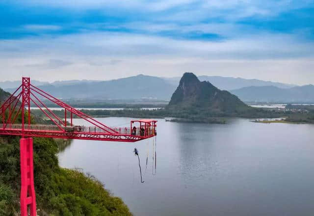 广东暑假旅游好去处——溶洞地质奇观，玻璃桥，蹦极，飞车，滑索