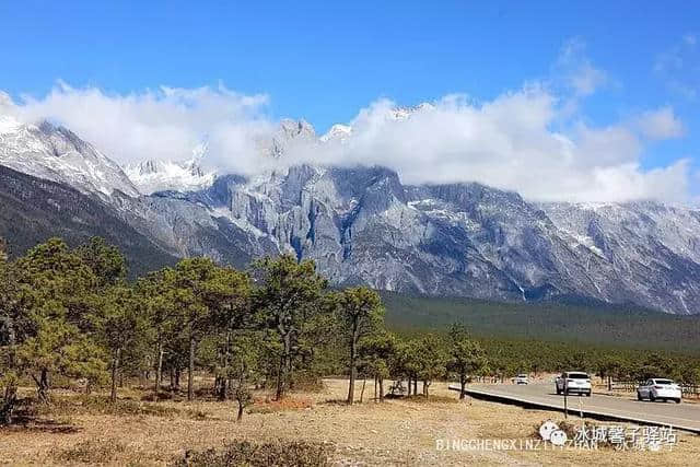 玉龙雪山，将雪花雕刻在山峰的永恒之作