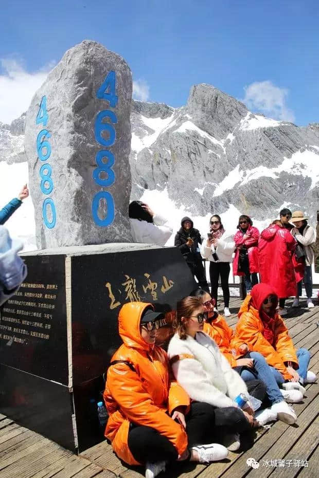 玉龙雪山，将雪花雕刻在山峰的永恒之作