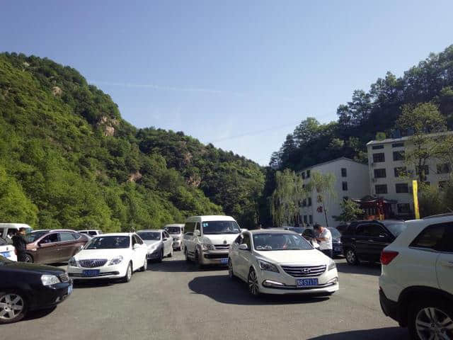 夏日全民旅行记 走进洛阳栾川鸡冠洞、老君山