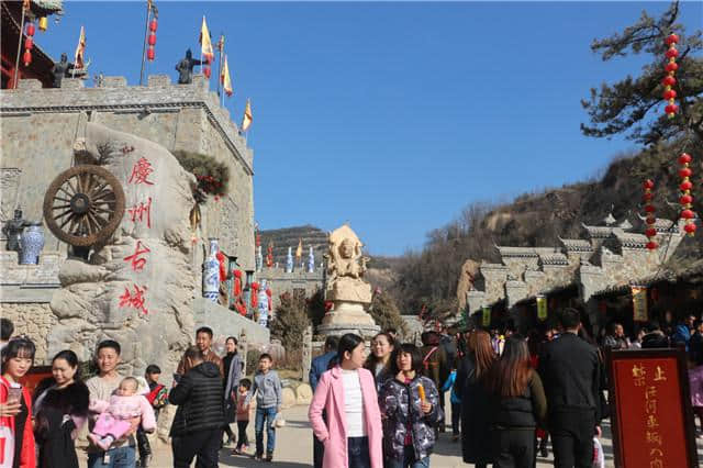 【“专家谈乡村旅游”之四】破局乡村旅游可持续发展的三个困境——陕西袁家村的启示