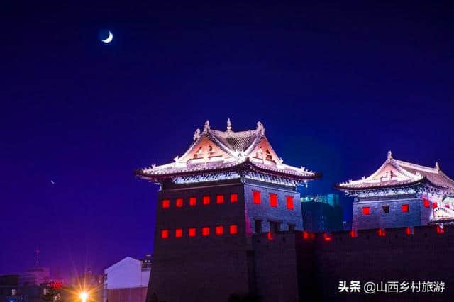 山西乡村旅游：大同绝美夜景，让你仿佛穿越回了古代！