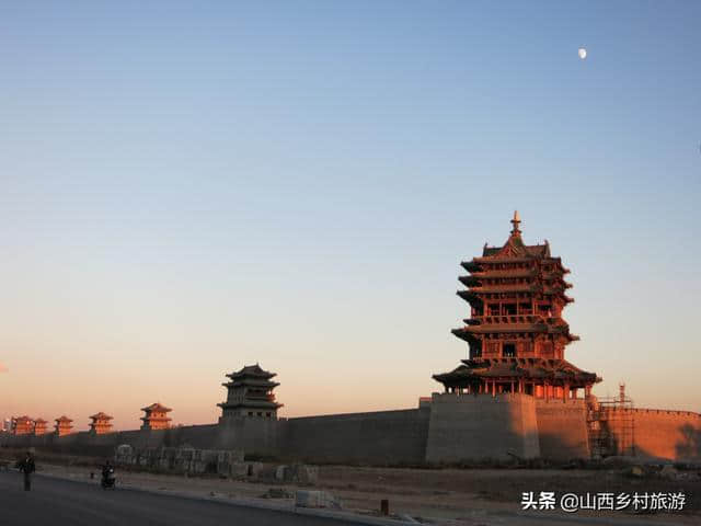 山西乡村旅游：大同绝美夜景，让你仿佛穿越回了古代！