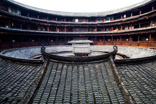 听从内心的呼唤，开启一段不负时光的旅行——永定土楼