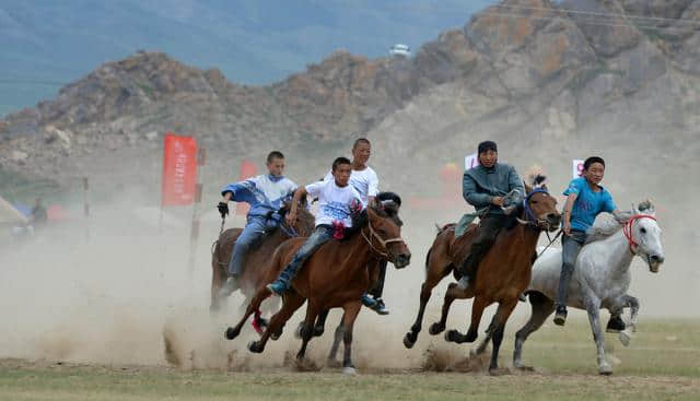 2019小众玩法 攻略︱ 天山环线：4天时间体验特色风光和美食人文